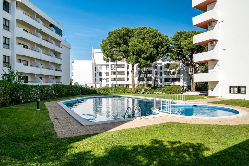 Leziria Apartments Vilamoura Exteriör bild